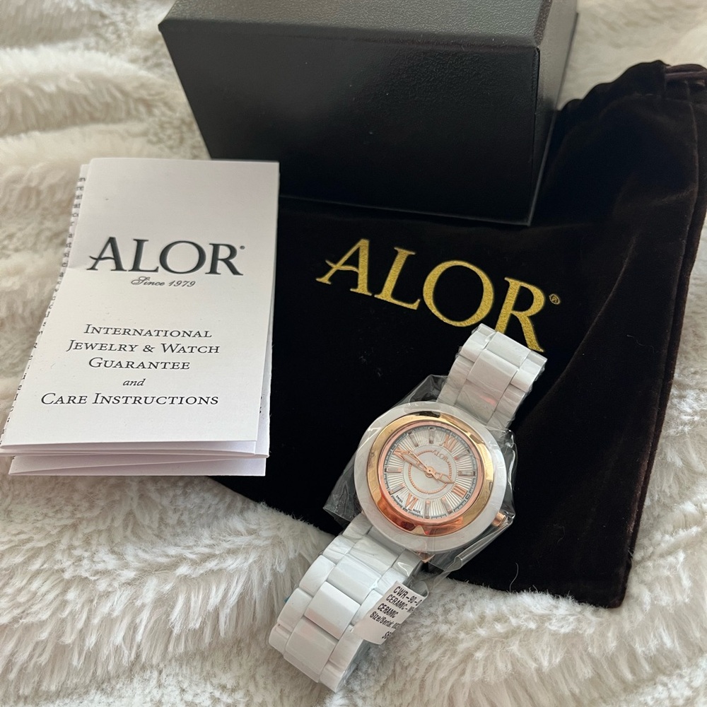 NWT Alor White and Gold Women's Watch